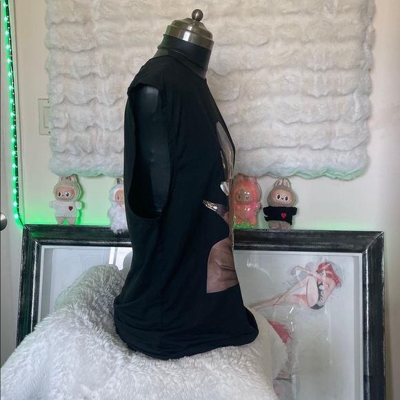 Polyester tank top Black Graphic Sleeveless Top for men warm once and washed - Picture 5 of 8